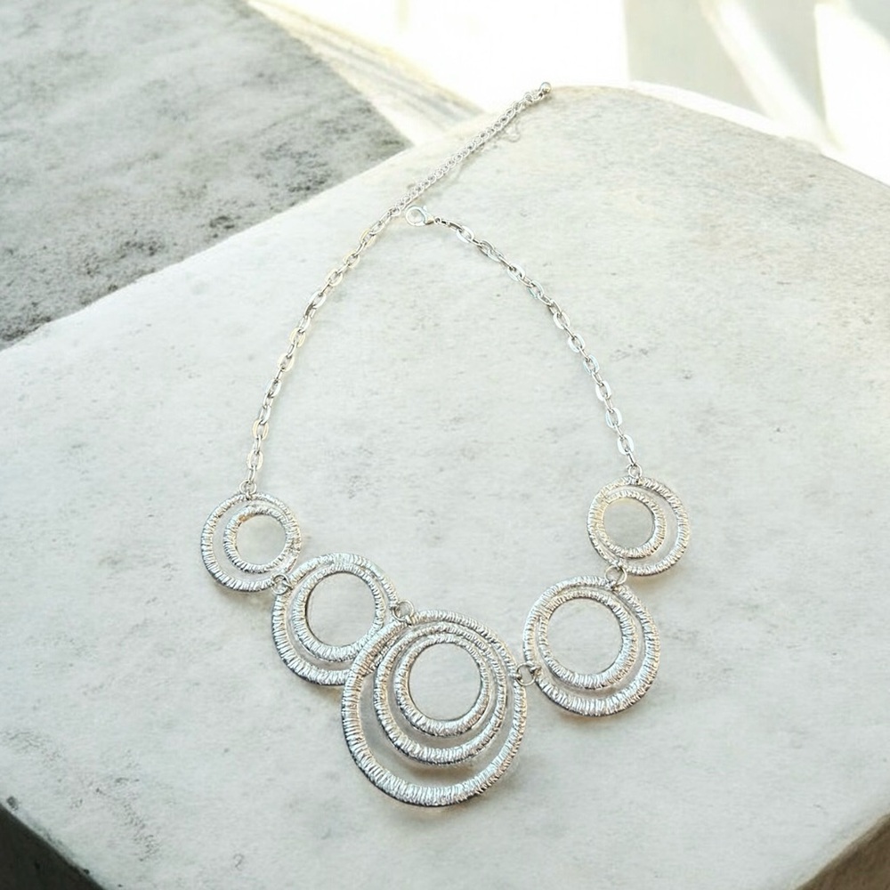 Statement Circle Chain Link Necklace Silver Toned - image 3